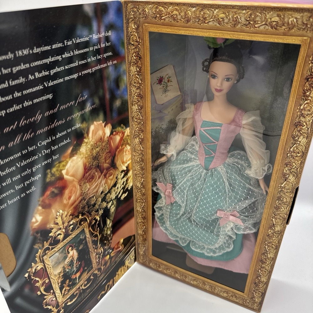 Barbie Fair Valentine Doll Female 11.5in Pink Victorian Hallmark Special Edition